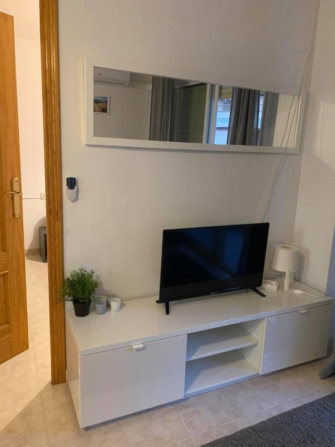Апартаменты Apartamento Playa Del Cura Торевьиа Экстерьер фото