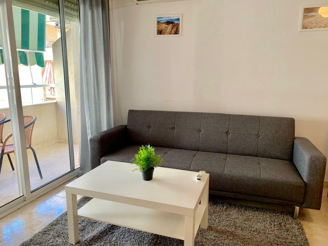 Апартаменты Apartamento Playa Del Cura Торевьиа Экстерьер фото